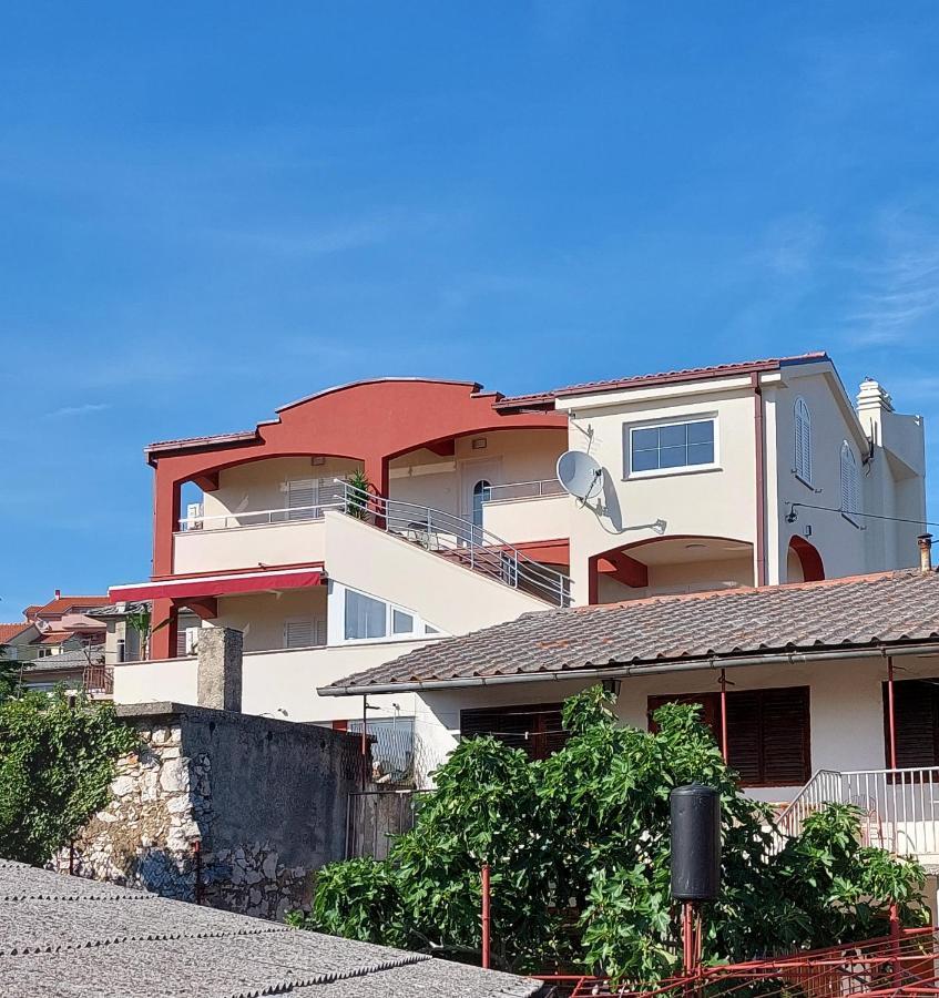 Apartments Laganini Novi Vinodolski Esterno foto